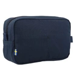 FJÄLLRÄVEN Kanken Gear Bag Trousse De Toilette 20 Cm 8 FJÄLLRÄVEN Kanken Gear Bag Trousse De Toilette 20 Cm -Sacs École Pas Cher Magasin 8cae4e8c90bcf35deeb25068b983a29e 3