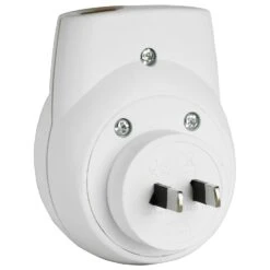 GO TRAVEL Appareils électriques Et électroniques Adaptateur USB Double UK -Sacs École Pas Cher Magasin ef3249e3727ac549458e64b0d0835c1f 1